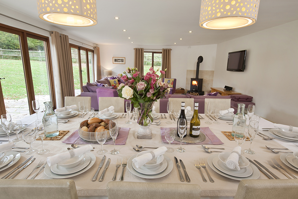 Cottages with a swimming pool in West Country Cottage with swimming