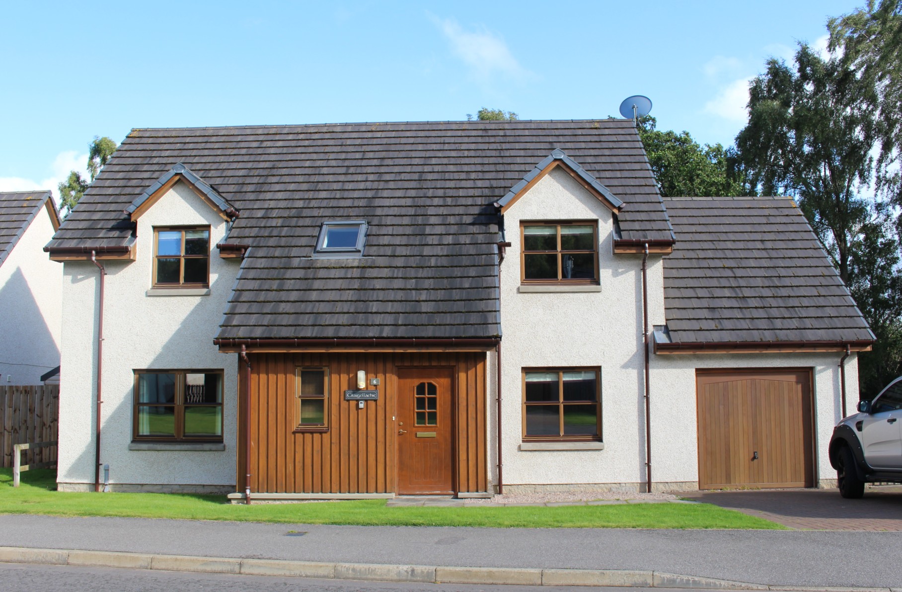 4 bedroom holiday cottage in Aviemore Highland, Scotland Hottubcottages.co.uk