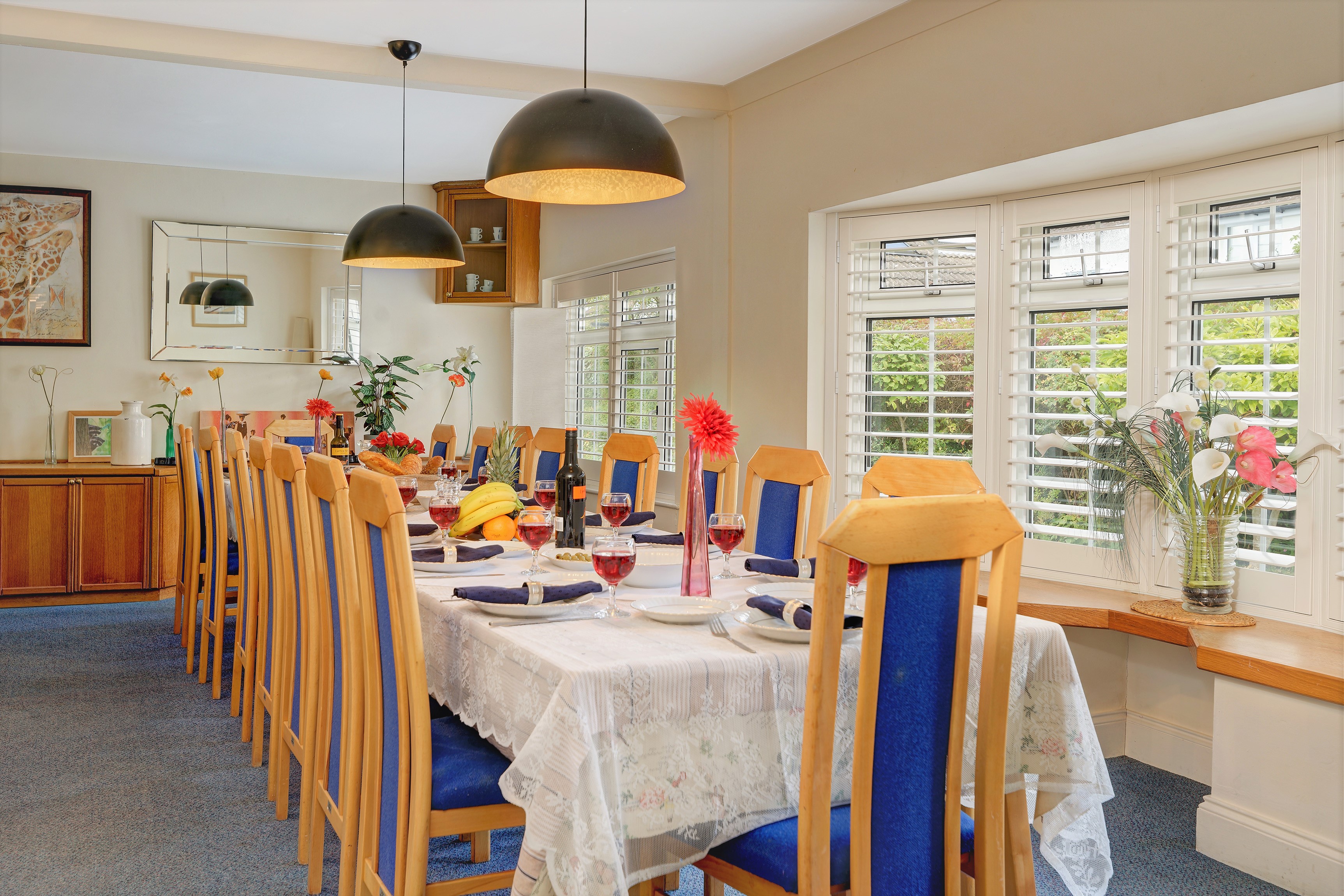 Pets welcome accommodation with a pool in Near Lincolnshire Wolds, East Midlands