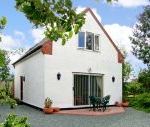 Woodpecker Cottage dog friendly holiday cottage, Farndon, Cheshire, North Wales , Cheshire, England Woodpecker Cottage dog friendly holiday cottage, Farndon, Cheshire, North Wales , Cheshire, England