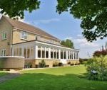 The Cotswold Manor Lodge with Hot Tub and Games Barn, Oxfordshire, England The Cotswold Manor Lodge with Hot Tub and Games Barn, Oxfordshire, England