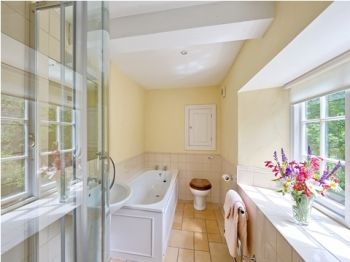 Beutifully appointed cottage