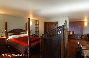 Self-catering rainforest suites in Robertson, Australia