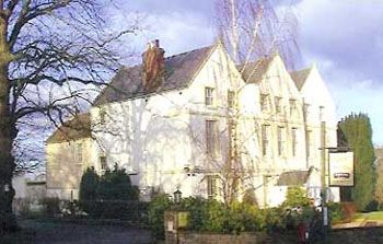 Large country house near Bath for party weekends