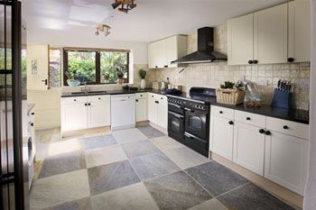 Large self-catering house in Somerset