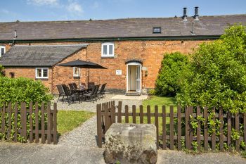 Olivers Mill with shared Indoor Pool, Sports Court & Play Area - Shropshire