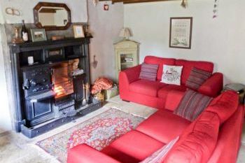 Cottage with a spacious bed for couples in North England, Yorkshire Dales National Park Cottage with a spacious bed for couples in North England, Yorkshire Dales National Park