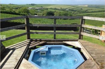 Sleeps 7 Holiday Rental with Hot Tub in West Country, South West, South Devon Area of Outstanding Natural Beauty Sleeps 7 Holiday Rental with Hot Tub in West Country, South West, South Devon Area of Outstanding Natural Beauty