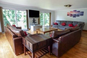 Holiday rental with Hot Tub Access in Brecon Beacons National Park, South Wales Holiday rental with Hot Tub Access in Brecon Beacons National Park, South Wales