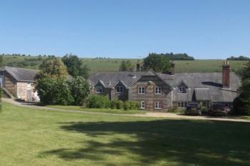 Holiday rental with Hot Tub Access in Between Shaftesbury and Blandford Forum Holiday rental with Hot Tub Access in Between Shaftesbury and Blandford Forum