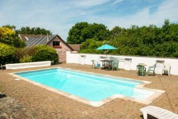 Cottage with Hot Tub Access in Mid Wales Cottage with Hot Tub Access in Mid Wales