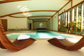 Sleeps 16 Holiday Rental with Hot Tub in South West, West Country, Somerset/Devon Border Sleeps 16 Holiday Rental with Hot Tub in South West, West Country, Somerset/Devon Border
