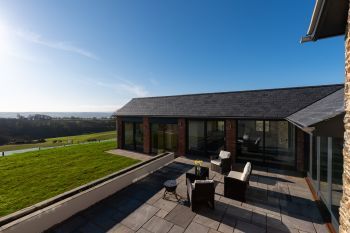 Sleeps 4 Hot Tub Cottage in South West, West Country Sleeps 4 Hot Tub Cottage in South West, West Country