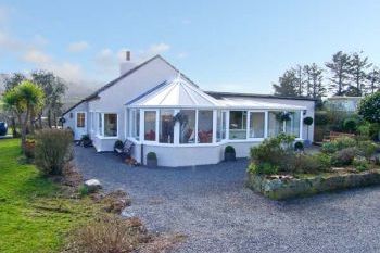Seaview Dog-Friendly Cottage - Anglesey