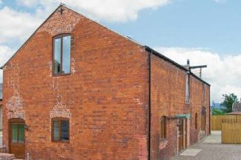 Holiday rental with Hot Tub Access in Heart of England Holiday rental with Hot Tub Access in Heart of England