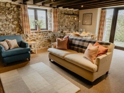Self-catering  country cottage with exposed beams