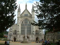 holiday lets england cathedral cities