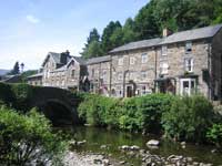 Beddgelert stone-built village in the Snowdonia National park. Rent a holiday cottage in Beddgelert