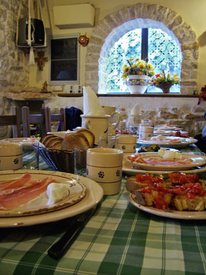 farmhouse kitchen