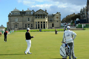 Golfers at St Andrews