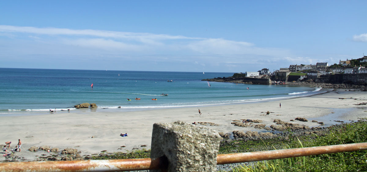 Coverack seaside cottage holiday Cornwall