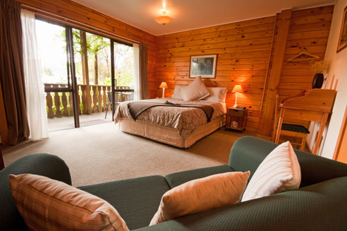 lodge bedroom 