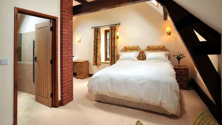 The Granary, sleeps  16,  Photo 7