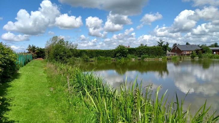 Briarcroft Fishery Lodge - Photo 23