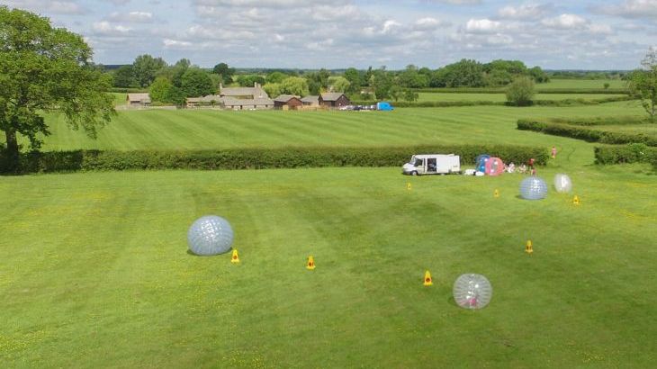 The Cotswold Manor Hall, Exclusive Hot-Tub, Games/Event Barns, 70 acres of Parkland - Photo 17