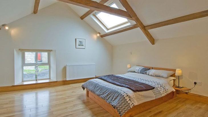 New Hall Farmhouse , sleeps  16,  Photo 12