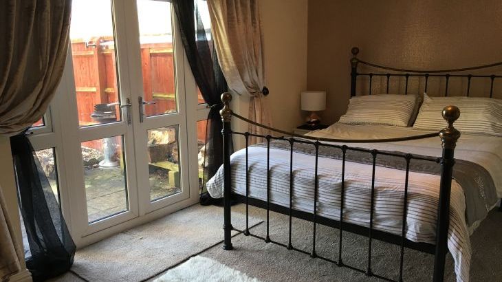 Ashdene, sleeps  13,  Photo 5