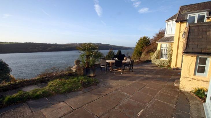 Four Ashes (Stunning Water Views), sleeps  12,  Photo 19