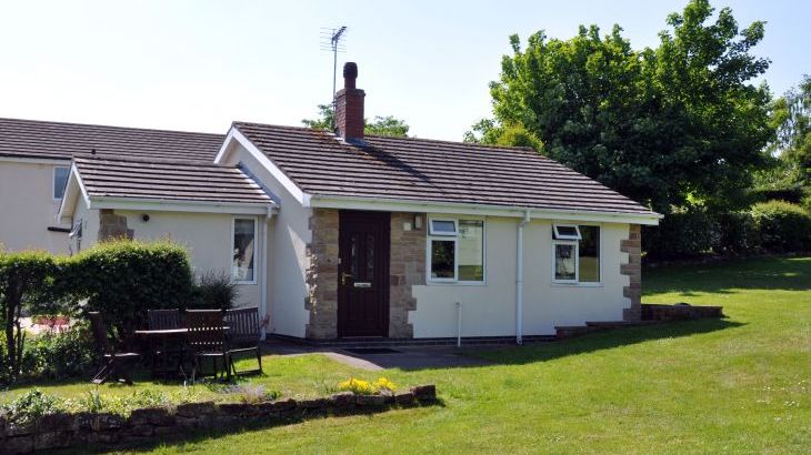 Ploughman's Cottage - Photo 1