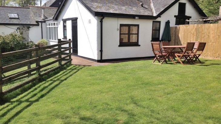 Pets welcome accommodation with a pool   in Mid Devon, South West, West Country