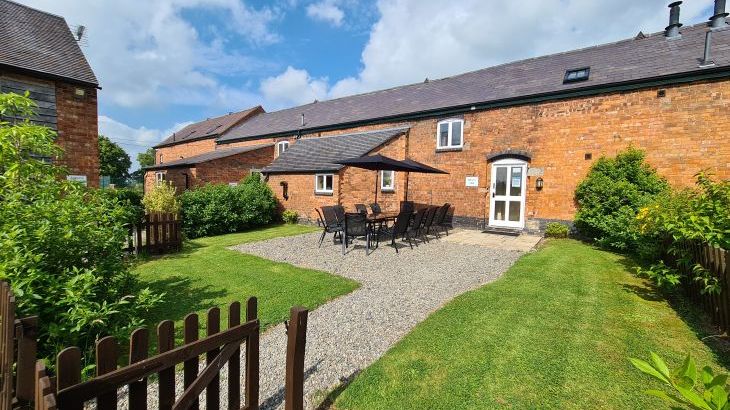 Oliver's Mill with shared Indoor Pool, Sports Court & Play Area, sleeps  10,  Photo 17