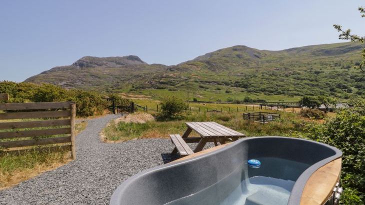 Llethr Rural Retreat - Photo 1
