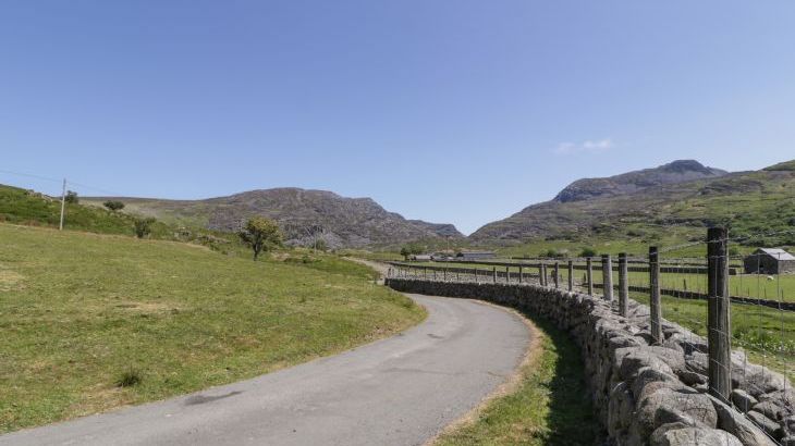 Llethr Rural Retreat - Photo 29