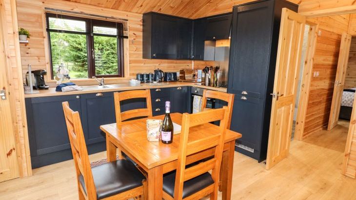 Castle View Lodge - Photo 5