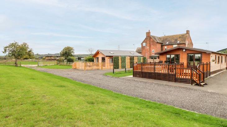 Castle View Lodge - Photo 17