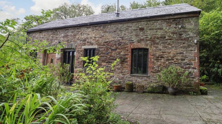 Tamar Barn - Photo 1