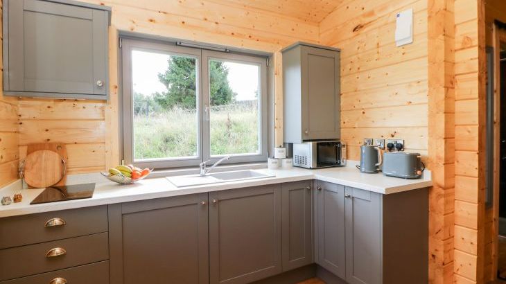 Badgers Sett - Photo 8