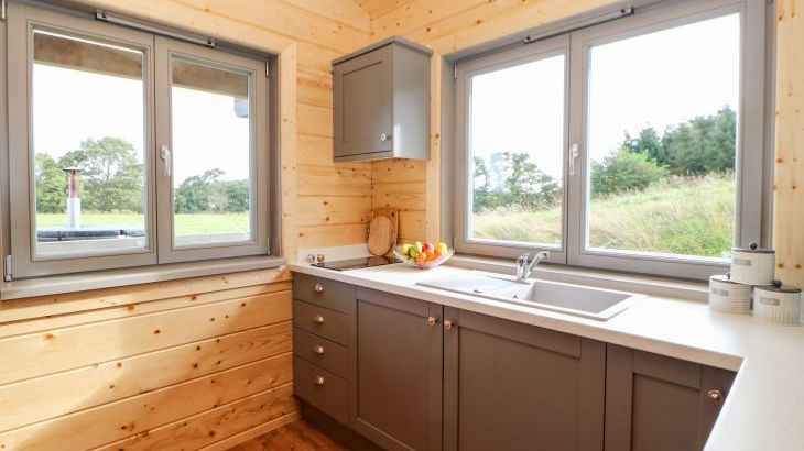 Badgers Sett - Photo 10