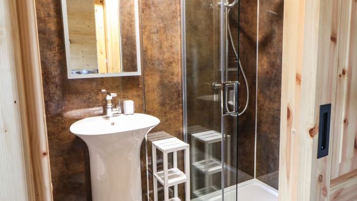 Badgers Sett - Photo 18