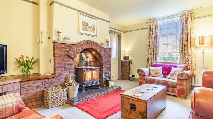 Wychwood Pet-Friendly Cottage, North York Moors & Coast  - Photo 3