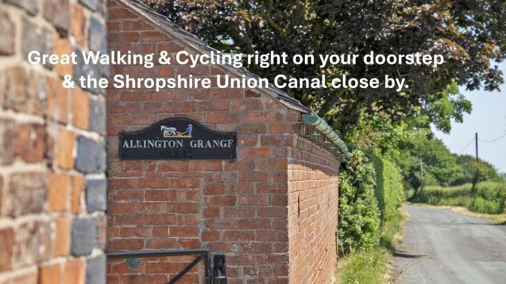 Buttercups & Hayloft Sleeps & Dines 16 with Pool, Sports Court & Play Area - Photo 25