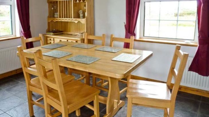 Lully More Cottage dog friendly holiday cottage, Cruit Island, County Donegal, North West  - Photo 2