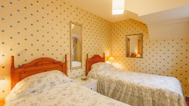 Barlings Barn, sleeps 28, Photo 21 Barlings Barn, sleeps 28, Photo 21