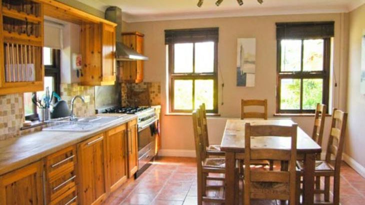 Dyffryn House, Kidwelly, South Wales , sleeps 12, Photo 5 Dyffryn House, Kidwelly, South Wales , sleeps 12, Photo 5