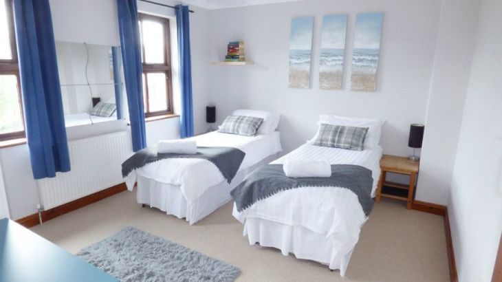 Dyffryn House, Kidwelly, South Wales , sleeps 12, Photo 19 Dyffryn House, Kidwelly, South Wales , sleeps 12, Photo 19