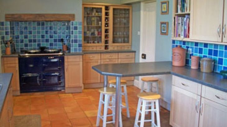 Rosemore Grange, sleeps  26,  Photo 3